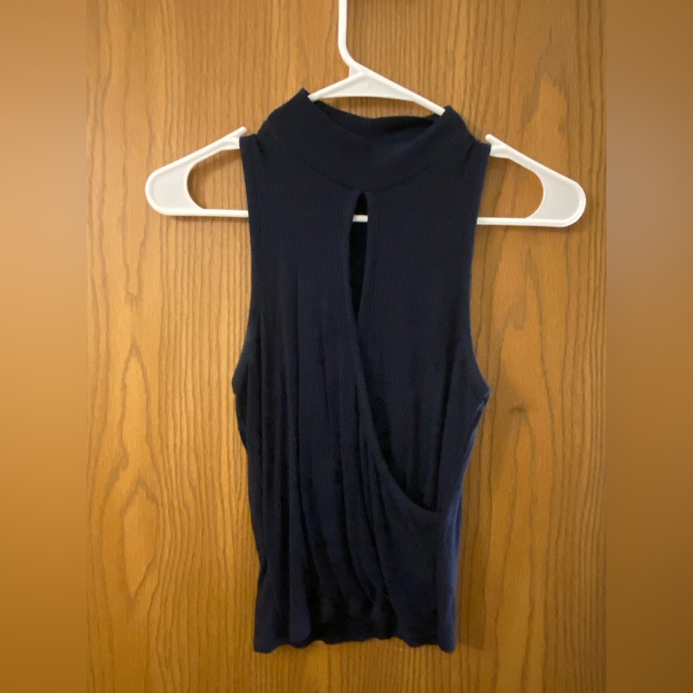 Navy blue -S keyhole shirt